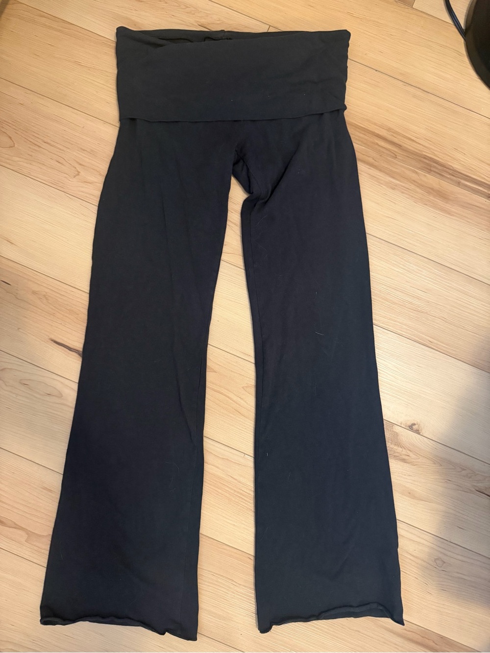 SKIMS foldover pants